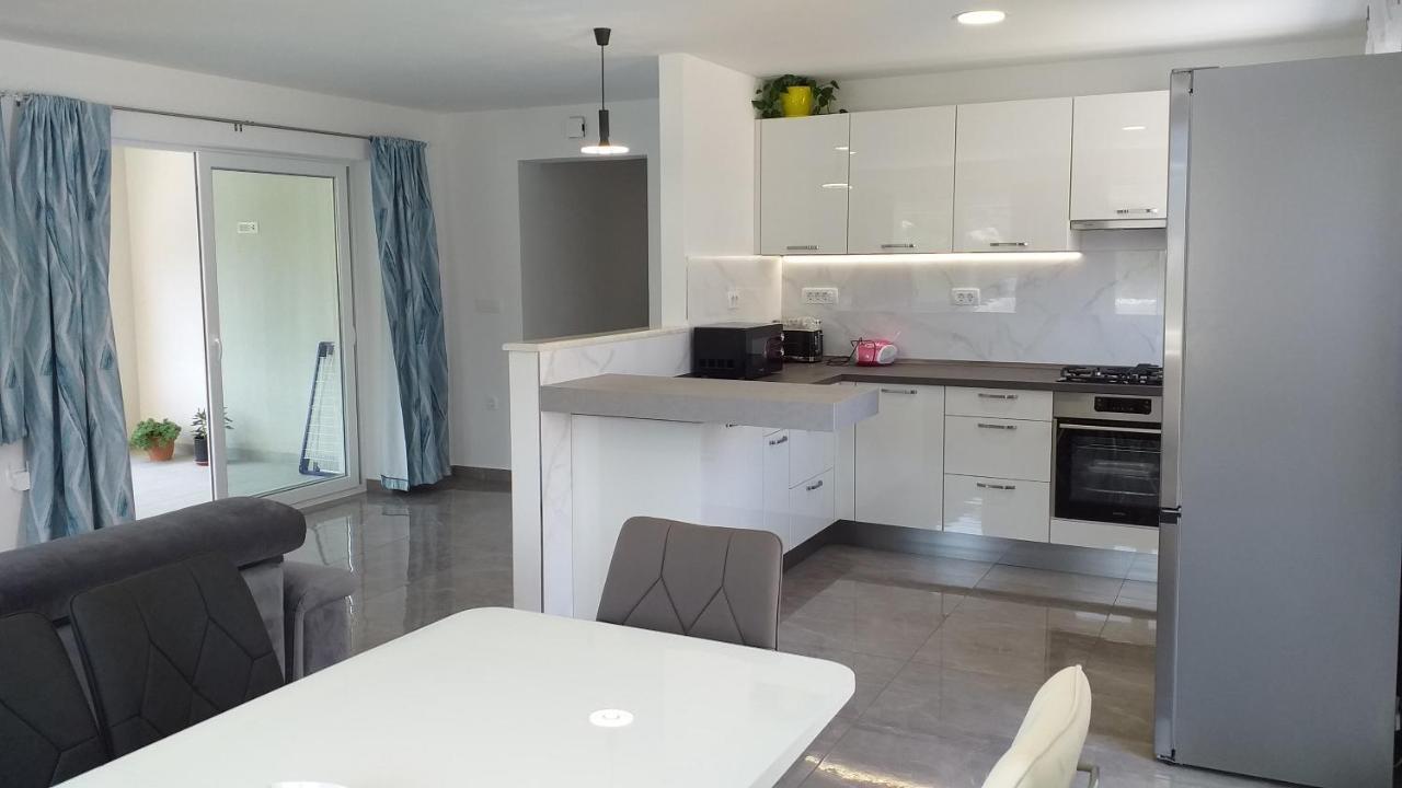 Apartman Karla Lastovo Extérieur photo